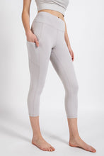 Breathe Capri Yoga Pants - Chrome
